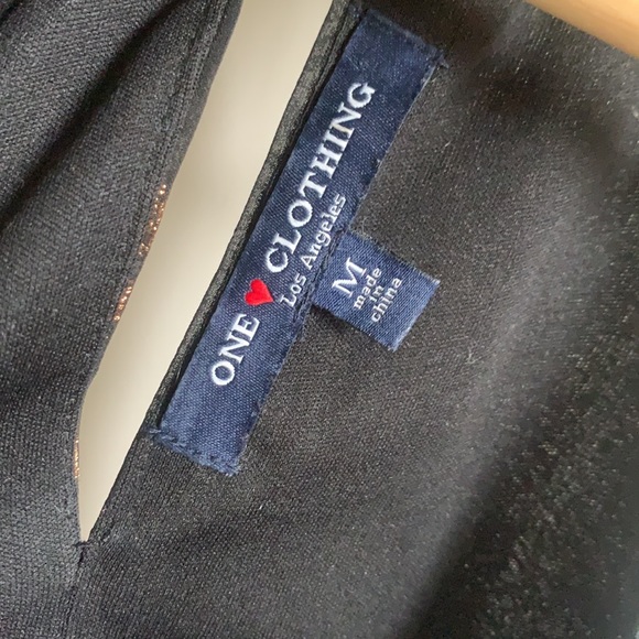 Black and Gold Formal Dress - Picture 4 of 4